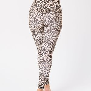 Leopard Brilliant Scrunchy What Hi-RIse 7/8 24"